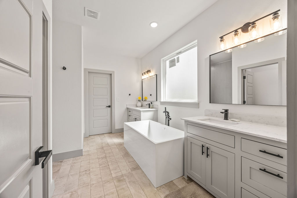 Lands End Sub Bvv - Residential