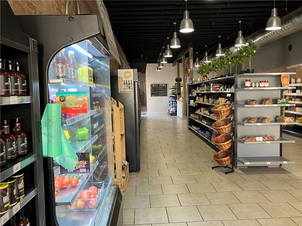 Railroad Add - Commercial Lease