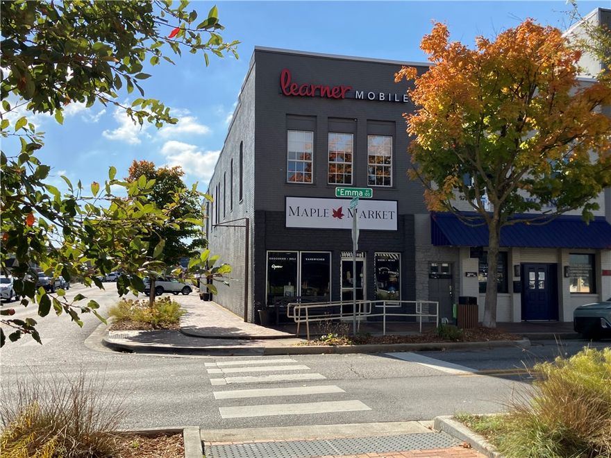 Great street retail space located on the corner of W Emma Ave (6,300 VPD) and Holcomb St (7,000 VPD) in the heart of downtown Springdale.  The space is equipped with a 3-compartment sink, an under-counter grease trap, and a hand wash sink. There is no hood in the space.  Kitchen equipment & fixtures available for purchase.  Near numerous new developments, including mixed-use and multifamily projects, and a new Hilton Tapestry Collection hotel. Located within walking distance to the Razorback Greenway Trail system, Walter Turnbow Park and Luther George Park.