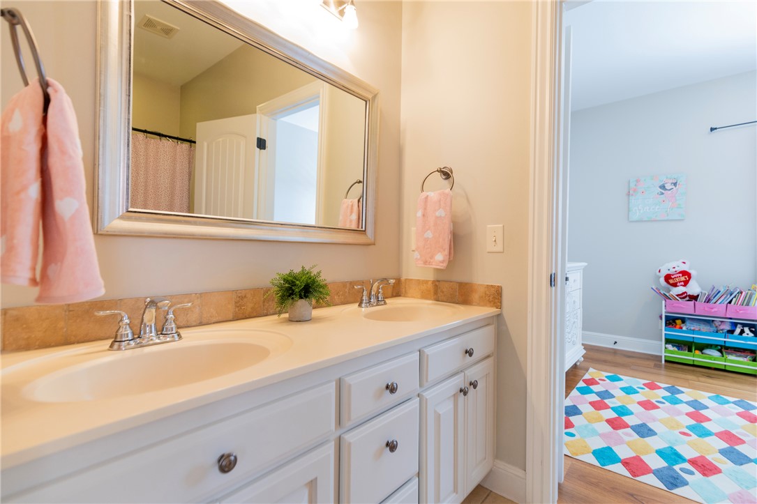 Shadow Valley - Residential