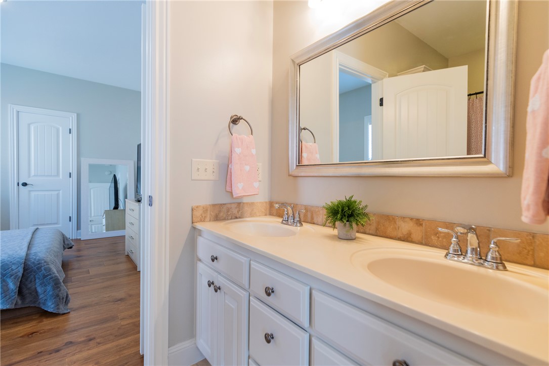 Shadow Valley - Residential