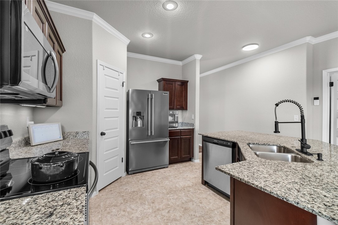 CHARLESTON PARK AT LEGENDARY PUD-SPRINGD - Residential