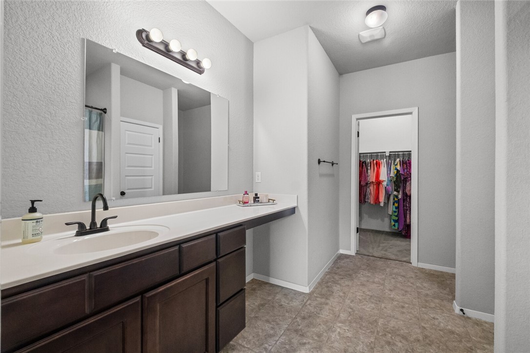 CHARLESTON PARK AT LEGENDARY PUD-SPRINGD - Residential