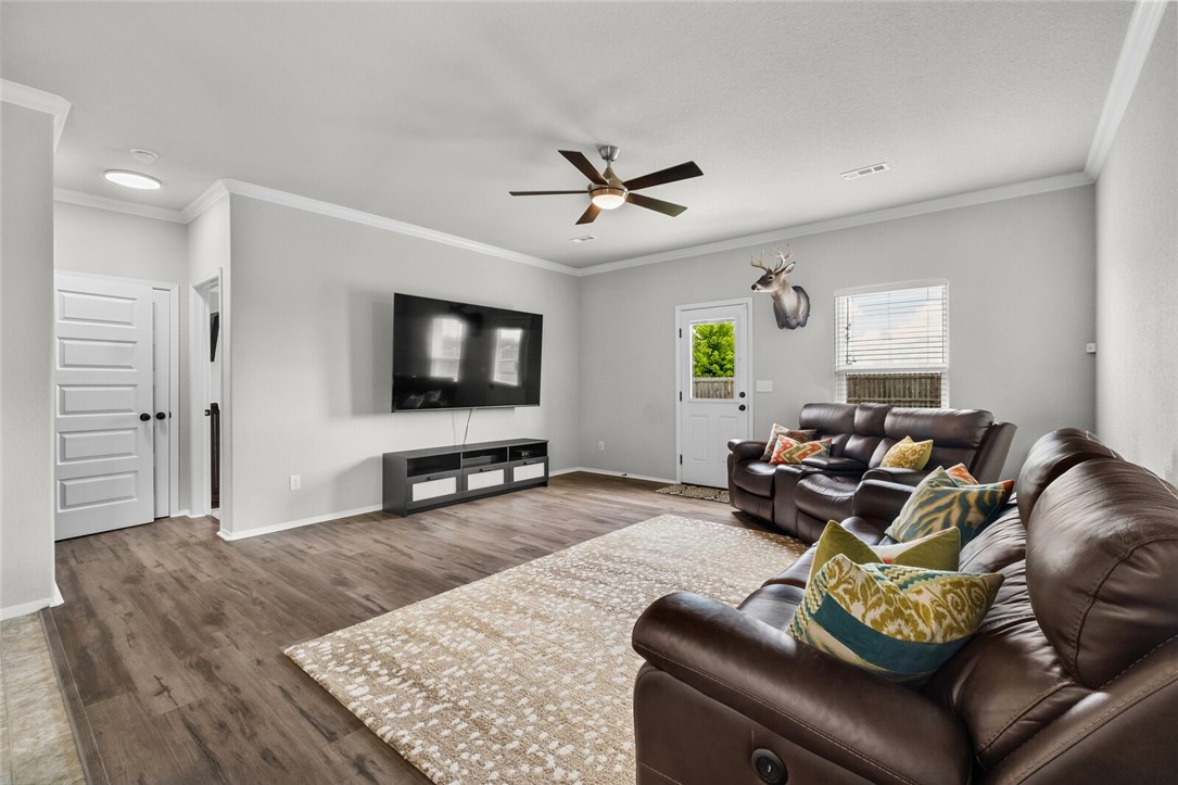 CHARLESTON PARK AT LEGENDARY PUD-SPRINGD - Residential
