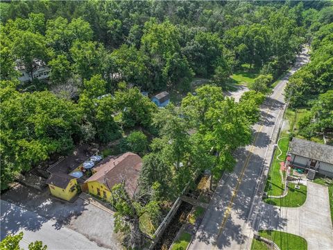 Photo of 273 N Main Street, Eureka Springs, AR 72632 (MLS # 1354572)