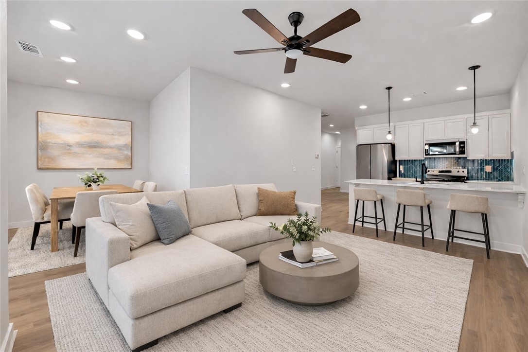 Pea Ridge Pointe - Residential