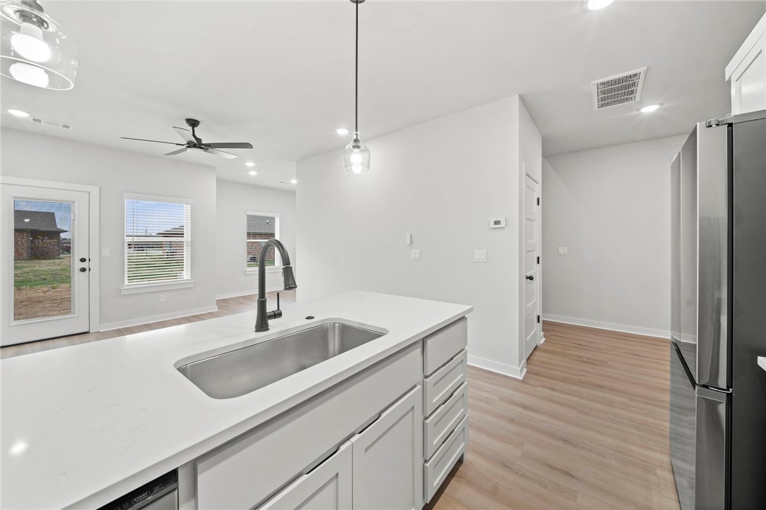 Pea Ridge Pointe - Residential