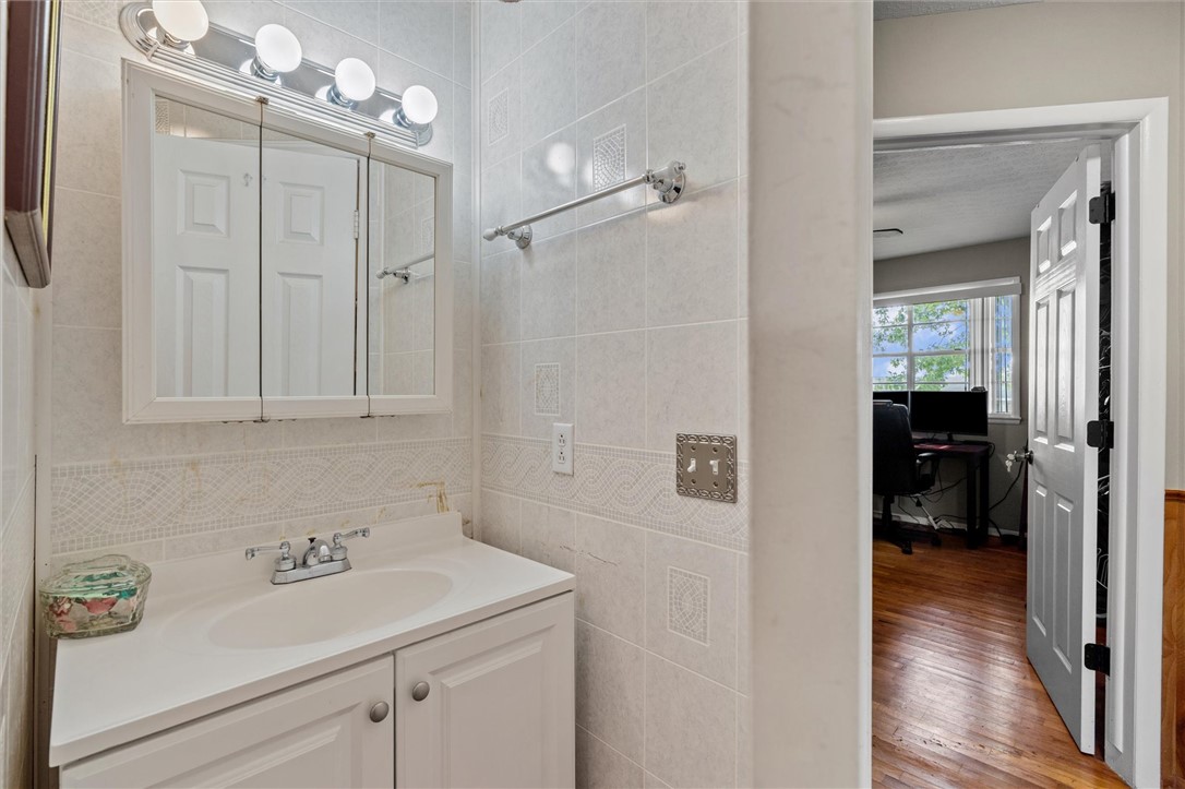 13-19-30-ROGERS - Residential