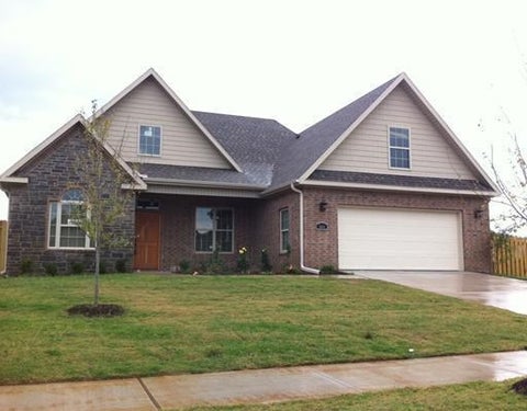 Photo of 3401 SW 8th Street, Bentonville, AR 72712 (MLS # 1360146)