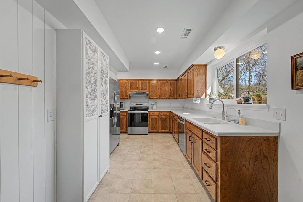 Creekwood Hills - Residential