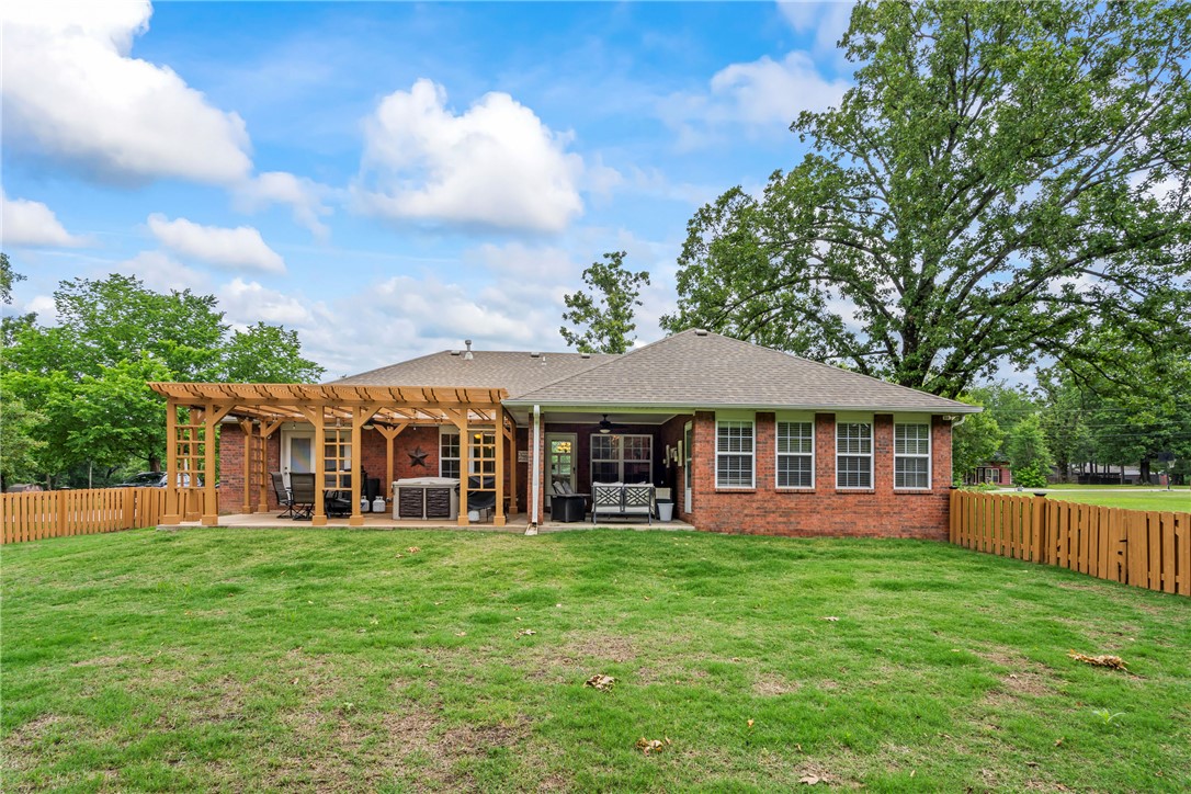 Country Acres Unit 3 Siloam Spgs - Residential