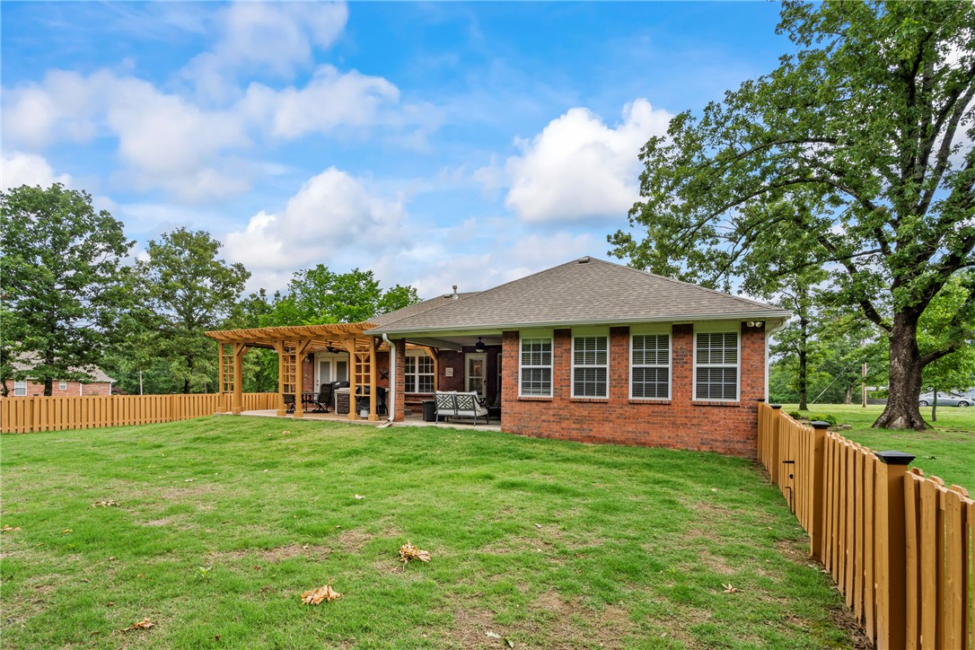 Country Acres Unit 3 Siloam Spgs - Residential