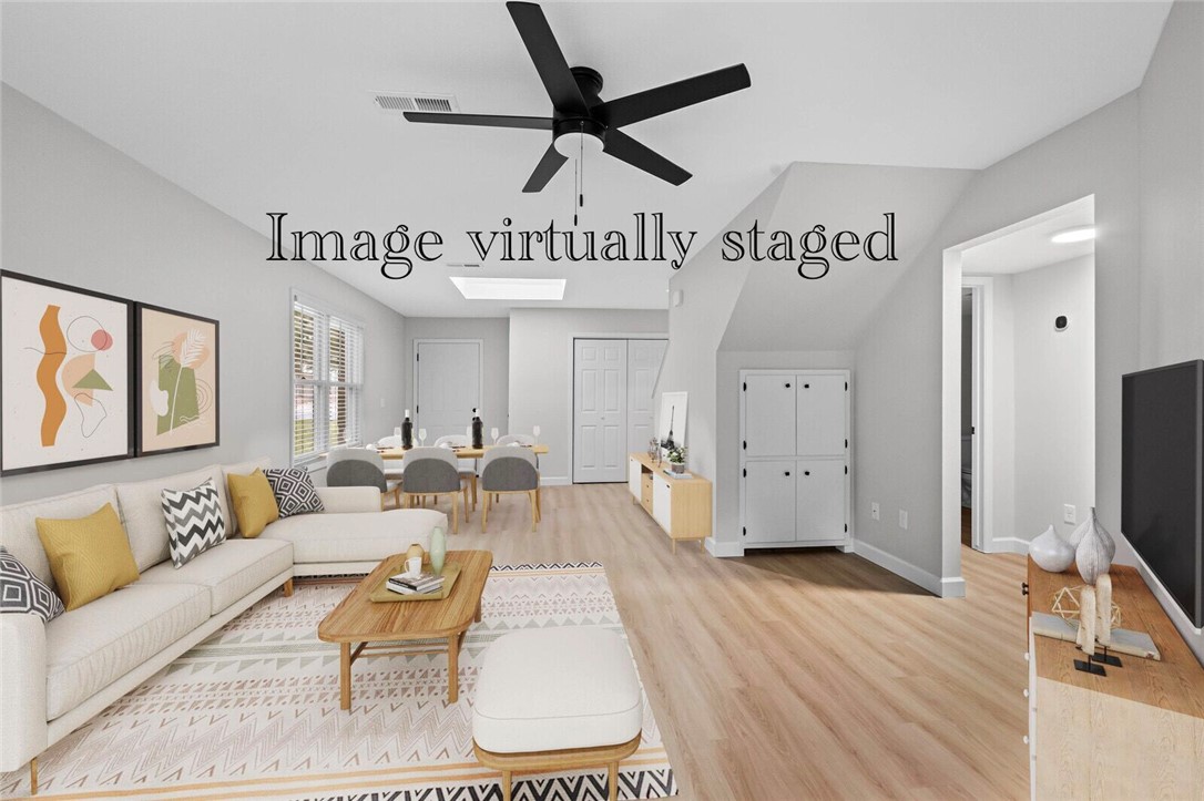 Royal Oaks Estates - Residential Lease