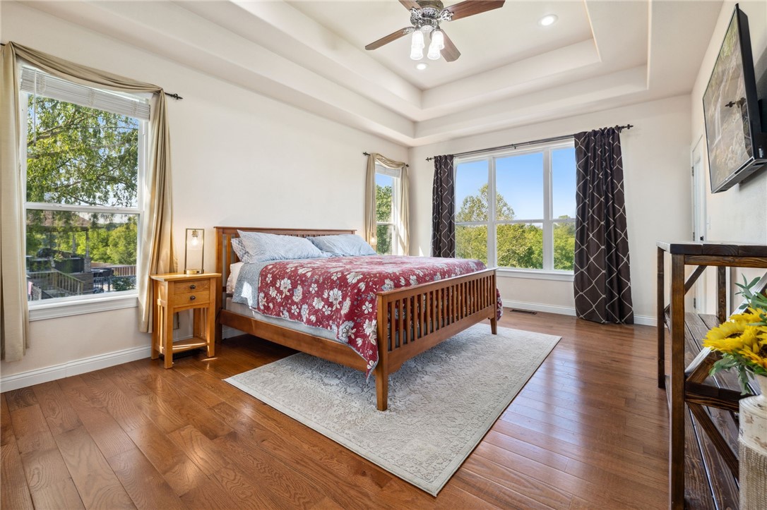 Hunts Lakeside Estates - Residential