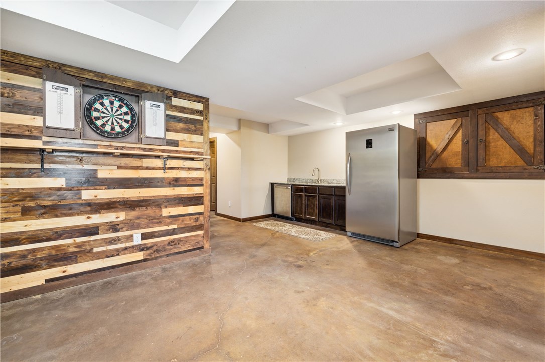 Hunts Lakeside Estates - Residential