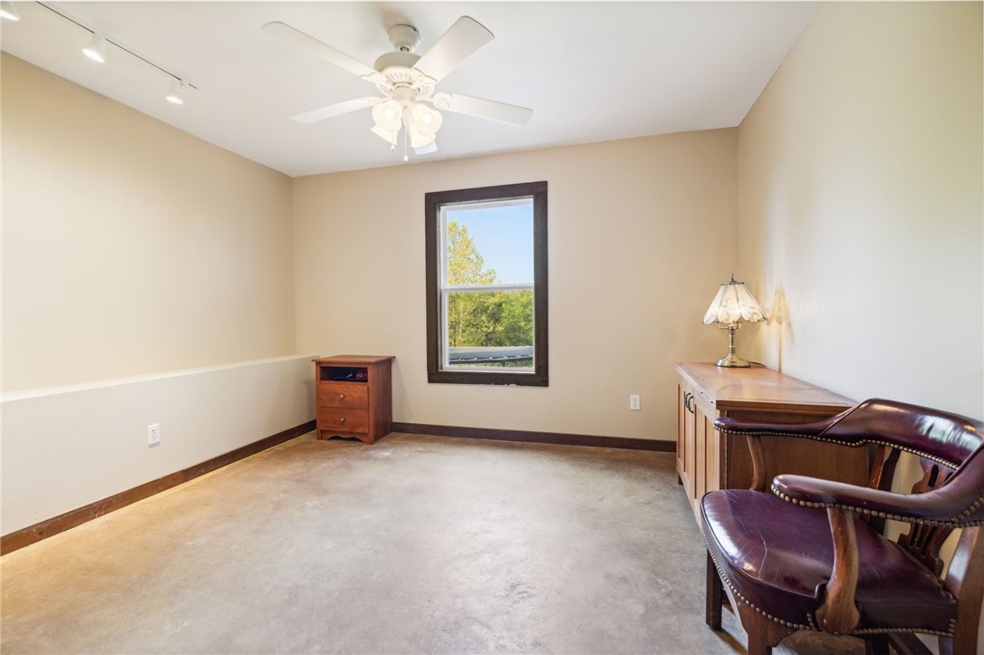 Hunts Lakeside Estates - Residential