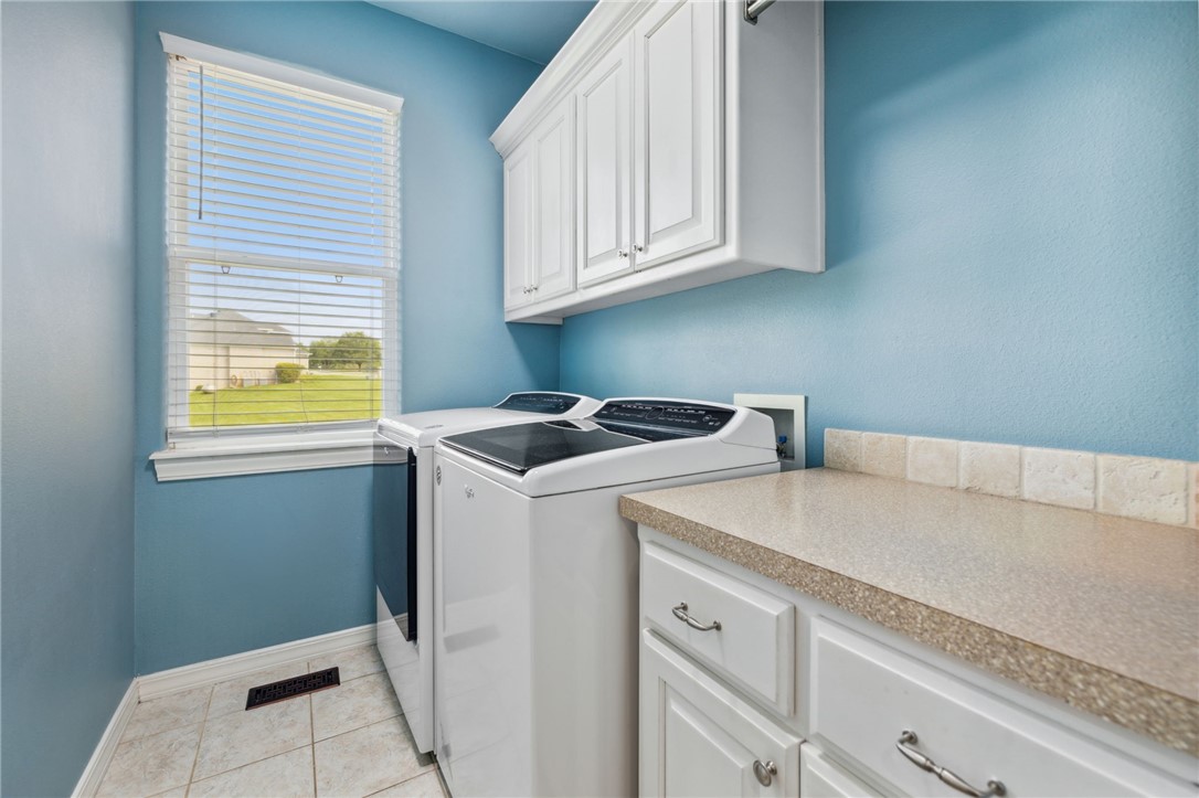 Hunts Lakeside Estates - Residential