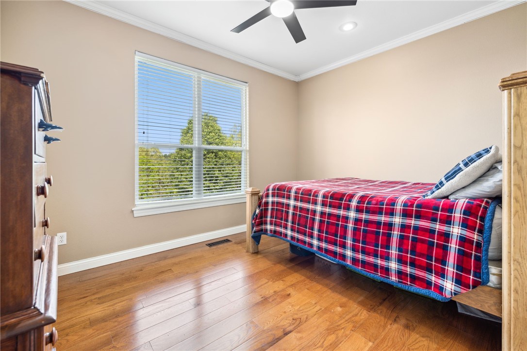 Hunts Lakeside Estates - Residential