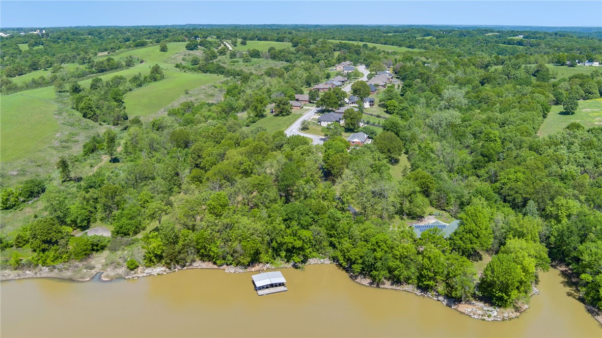 Hunts Lakeside Estates - Residential