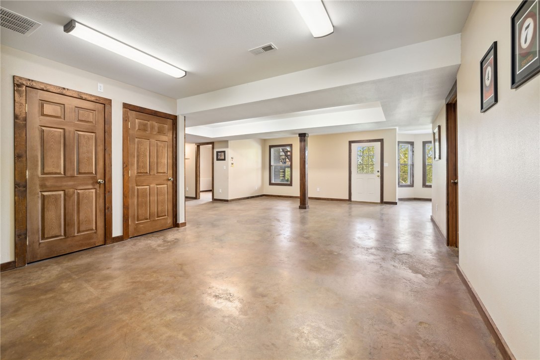 Hunts Lakeside Estates - Residential
