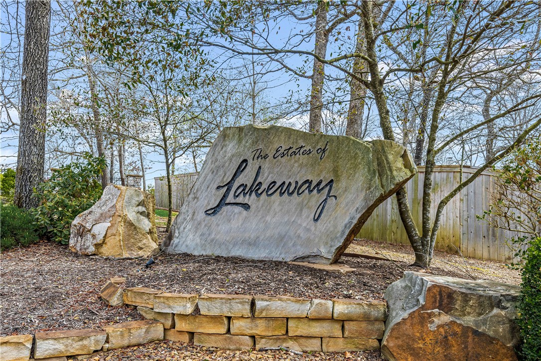 The Estates of Lakeway - Residential
