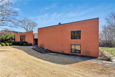 Photo of 313 Lafayette Street 307 #307, Fayetteville, AR 72701 (MLS # 1338323)