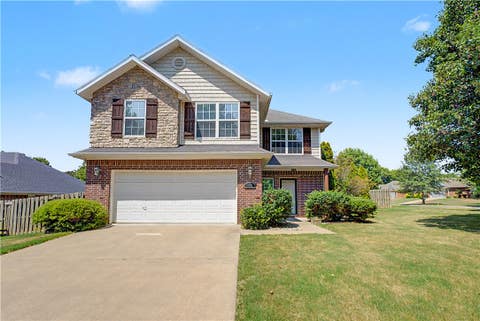Photo of 1821 N Cannondale Drive, Fayetteville, AR 72704 (MLS # 1357981)
