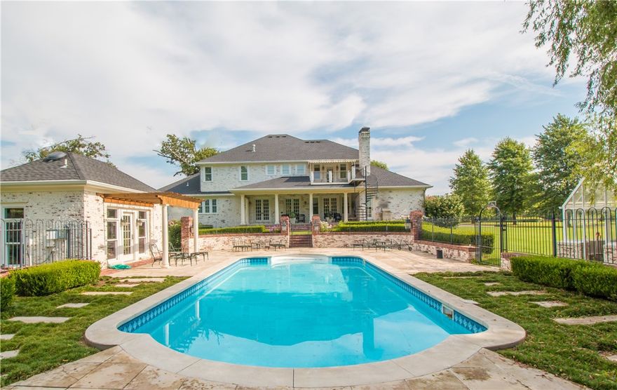 SHORT SALE HAS BEEN APPROVED AT $750,000.  Custom Southern Estate w/high end finishes, nestled on 3.85 acres.  Designer light fixtures, antique accents thru-out, solid white pine hardwood flooring, custom cabinetry, generous trim work, abundant windows, plantation shutters, professional grade appliances, large laundry room with extra storage & pet shower.  Antique brick exterior w/multiple outdoor living spaces and private backyard oasis w/in-ground pool, pool house and green house.