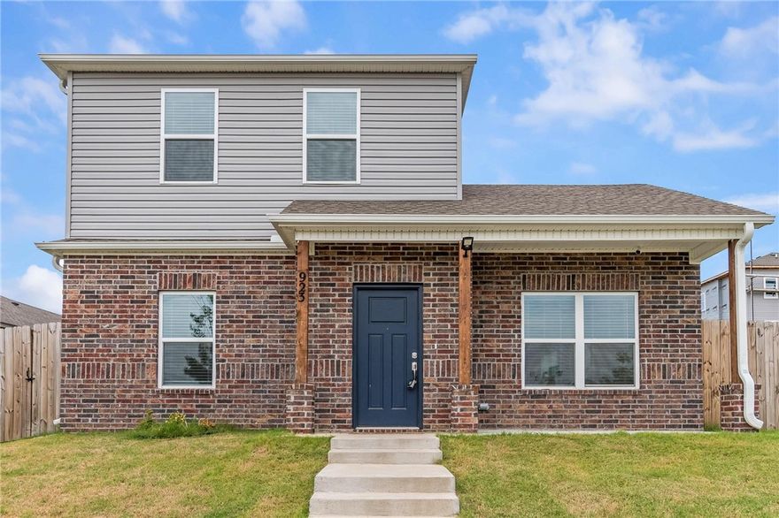 Welcome to this stunning 4-bedroom, 2.5-bathroom home located in the vibrant city of Fayetteville, AR. This property boasts a spacious open floor plan that seamlessly connects the living areas, perfect for entertaining or simply enjoying the flow of the home. The eat-in kitchen is a dream for those who love to cook, offering plenty of space for meal preparation and dining. Step outside to discover a large, fenced-in yard that provides ample room for outdoor activities and gardening. The covered back porch is an added bonus, offering a perfect spot for relaxation or outdoor dining, regardless of the weather. This home truly combines comfort, style, and convenience, making it a must-see property.