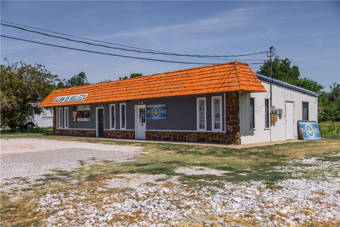 Springdale Outlots - Commercial Sale