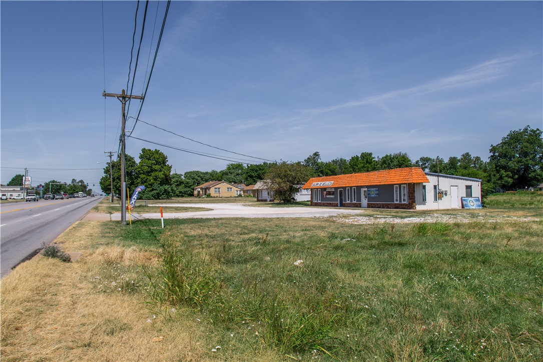 Springdale Outlots - Commercial Sale