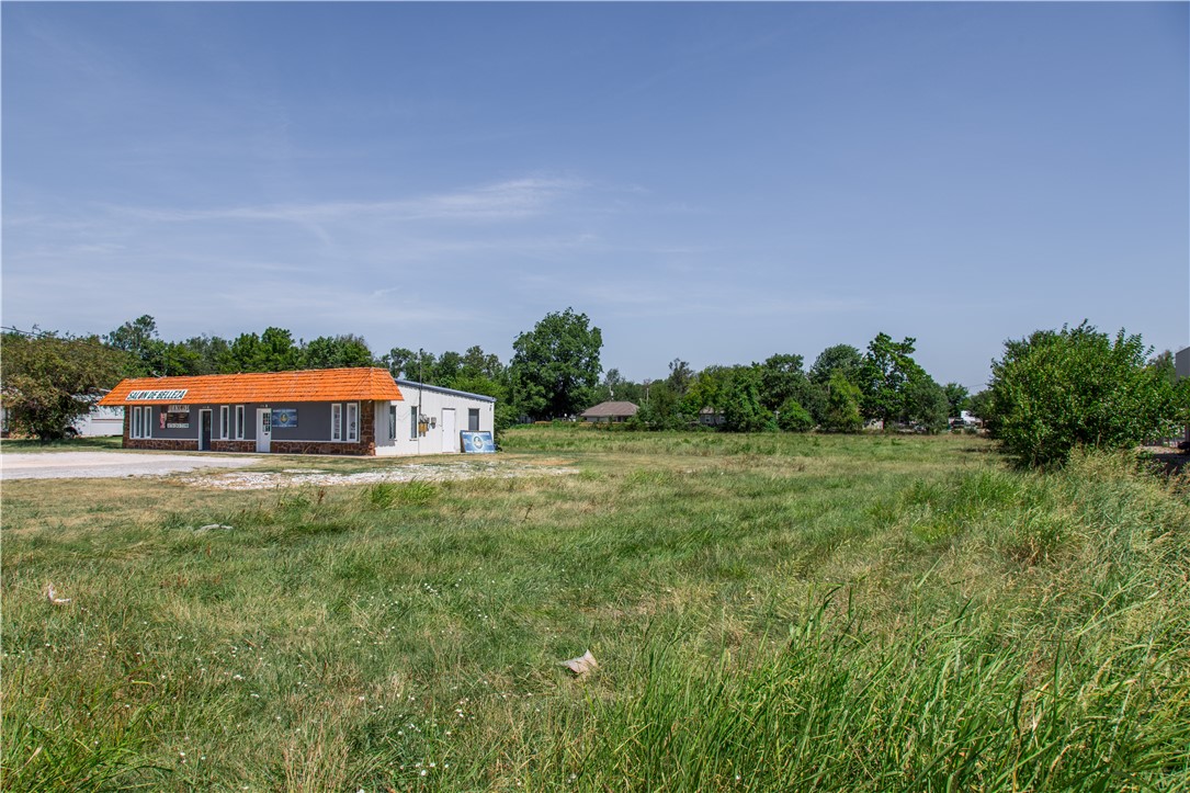 Springdale Outlots - Commercial Sale