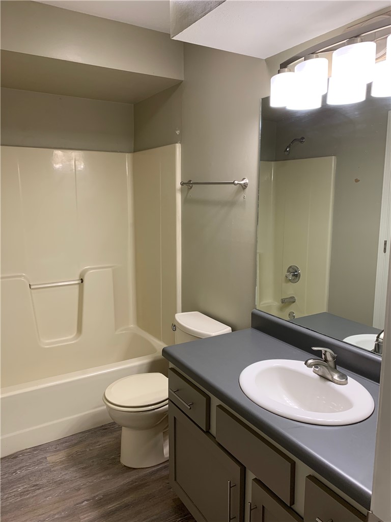 Couchs Addition - Residential Lease