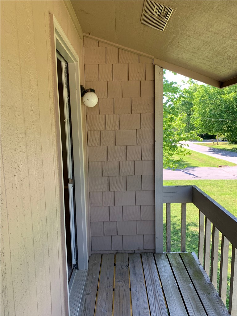 Couchs Addition - Residential Lease