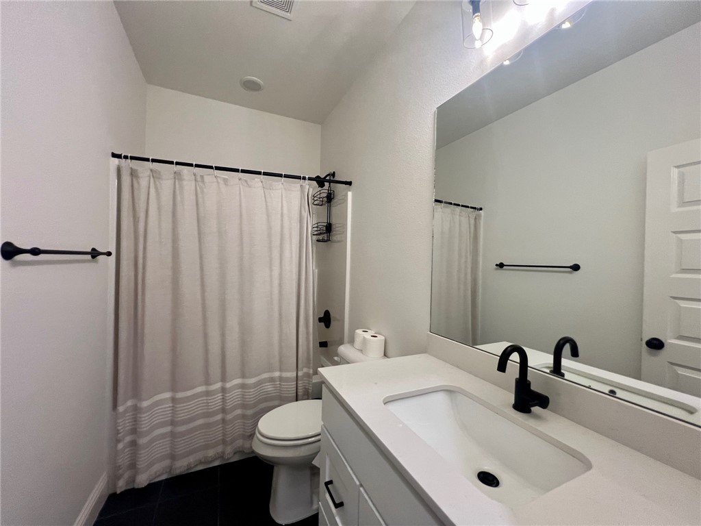 Blossom Woods Ph I Rogers - Residential Lease