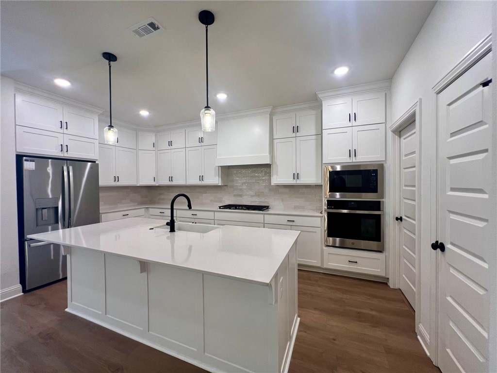 Blossom Woods Ph I Rogers - Residential Lease