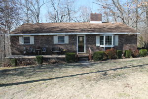 3 BEDROOM 2 BATH BRICK HOME WITH FULL FINISHED BASEMENT ON 11 BEAUTIFUL ACRES,HIGHWAY FRONTAGE. 2 CAR DETACHED GARAGE,WORKSHOP PROPERTY ALSO HAS A POND. HOME SITS ON BACK OF PROPERTY AWAY FROM HIGHWAY.