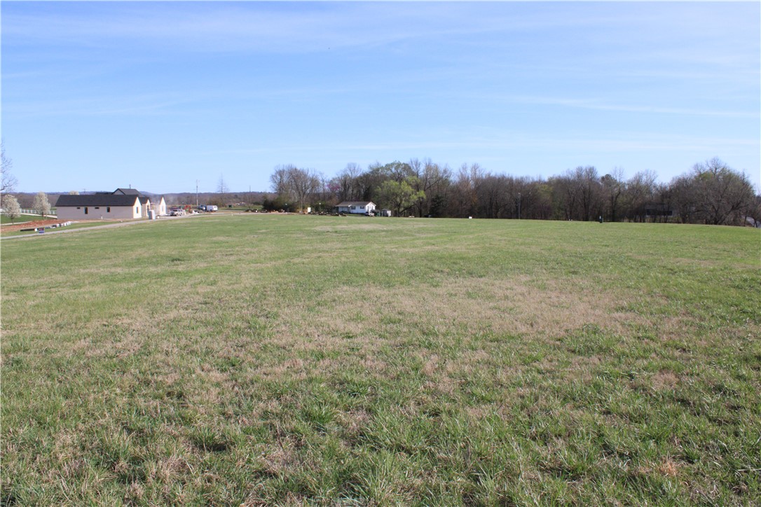 Northern Trace - Land