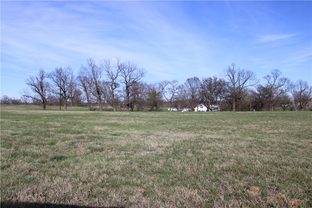 Northern Trace - Land