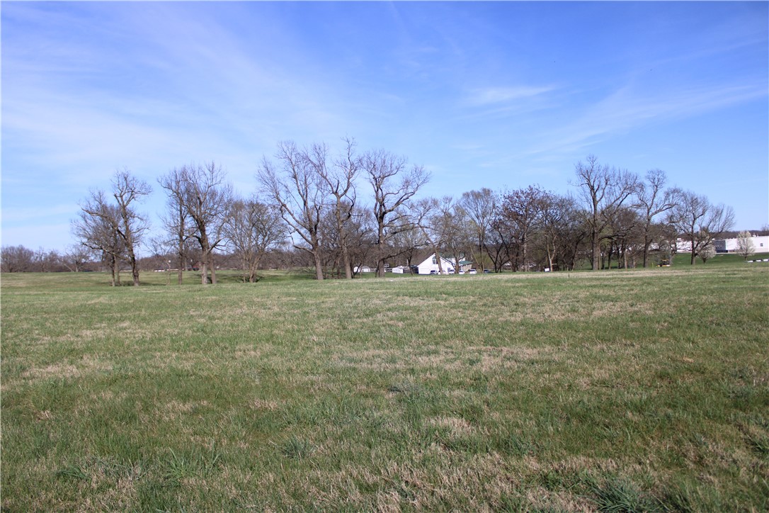 Northern Trace - Land