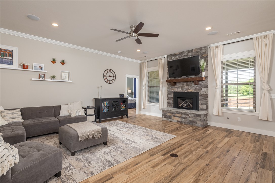 Cross Creek Sub Ph 4 Rogers - Residential