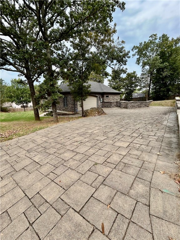 NORTHRIDGE PH III - Residential