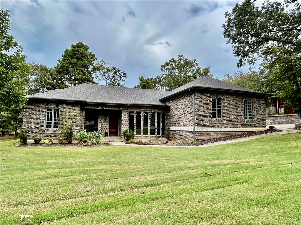 NORTHRIDGE PH III - Residential