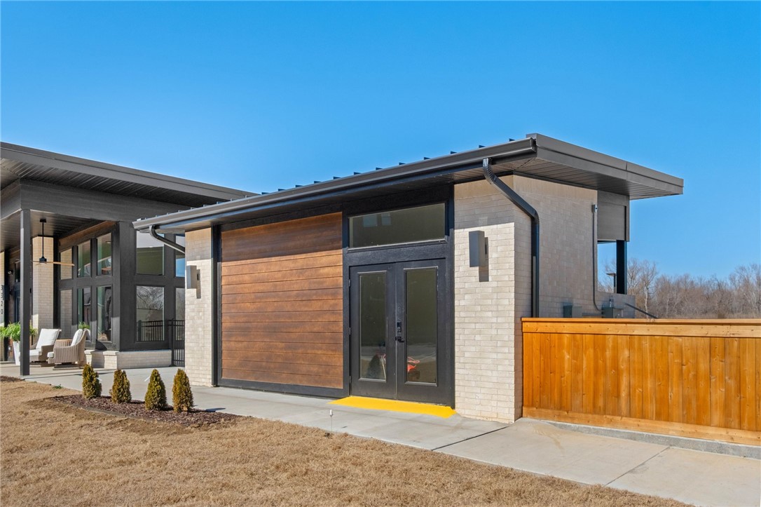 MEDLIN MEADOWS SUB PH 2-BENTONVILLE - Residential