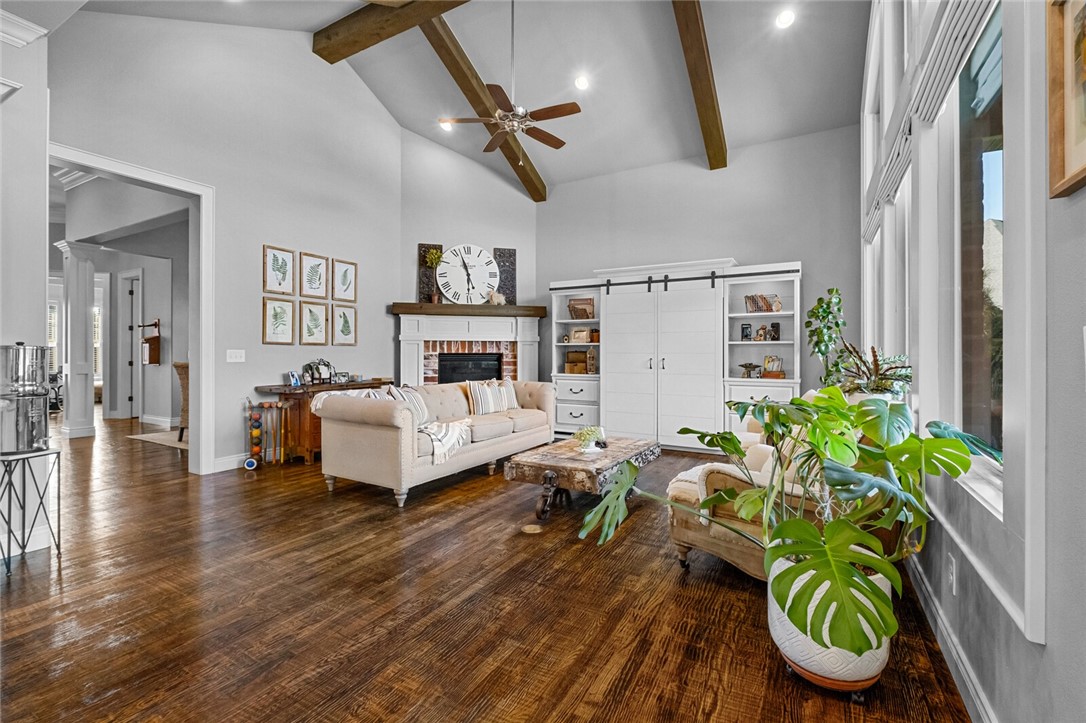 Oak Tree Centerton - Residential