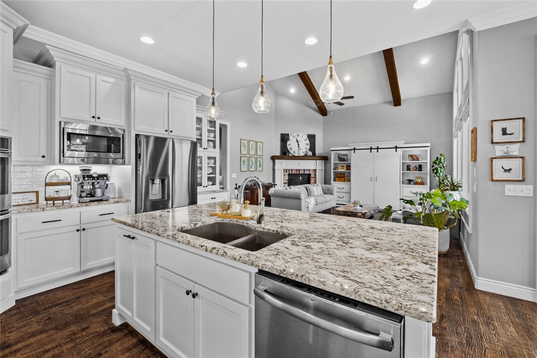 Oak Tree Centerton - Residential