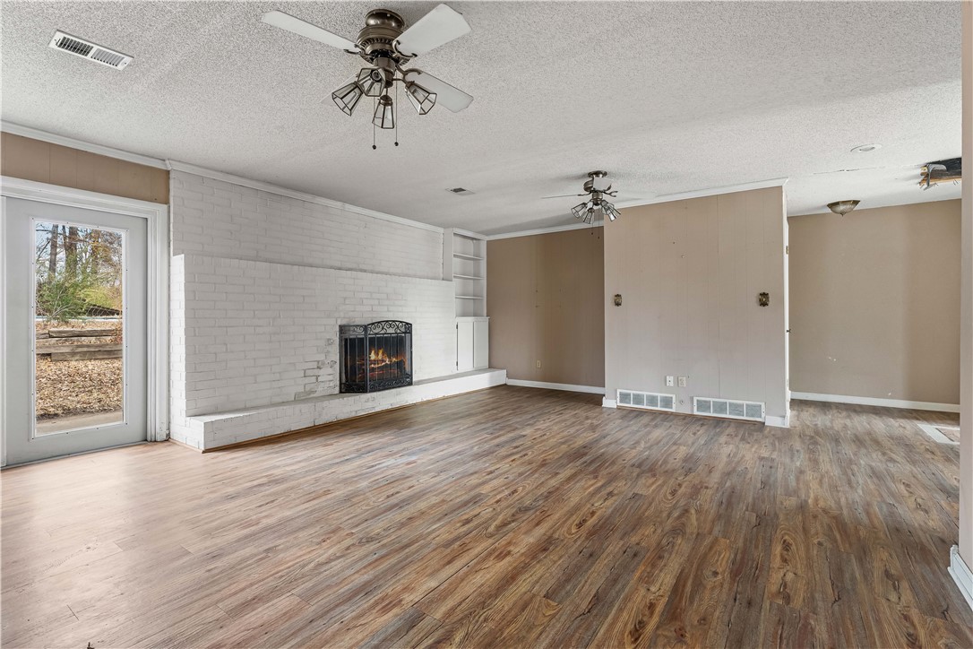 Rolling Hills Sub Bentonville - Residential