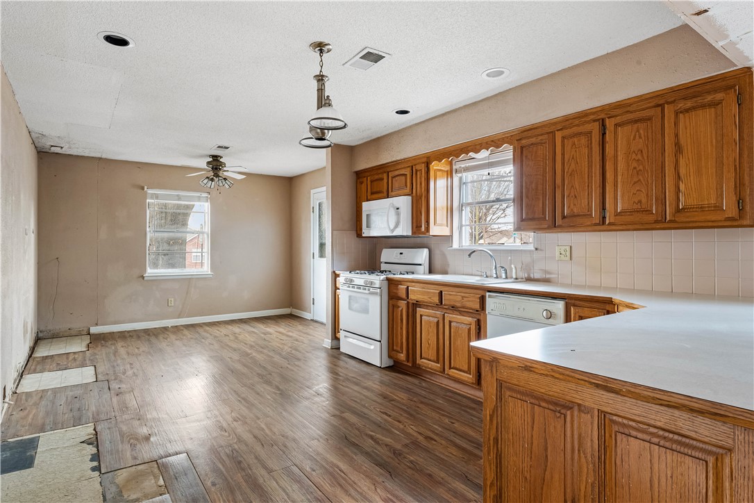 Rolling Hills Sub Bentonville - Residential