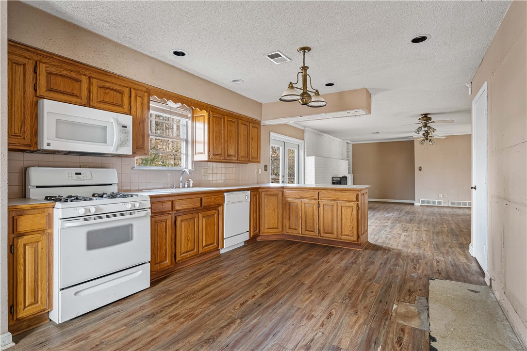 Rolling Hills Sub Bentonville - Residential