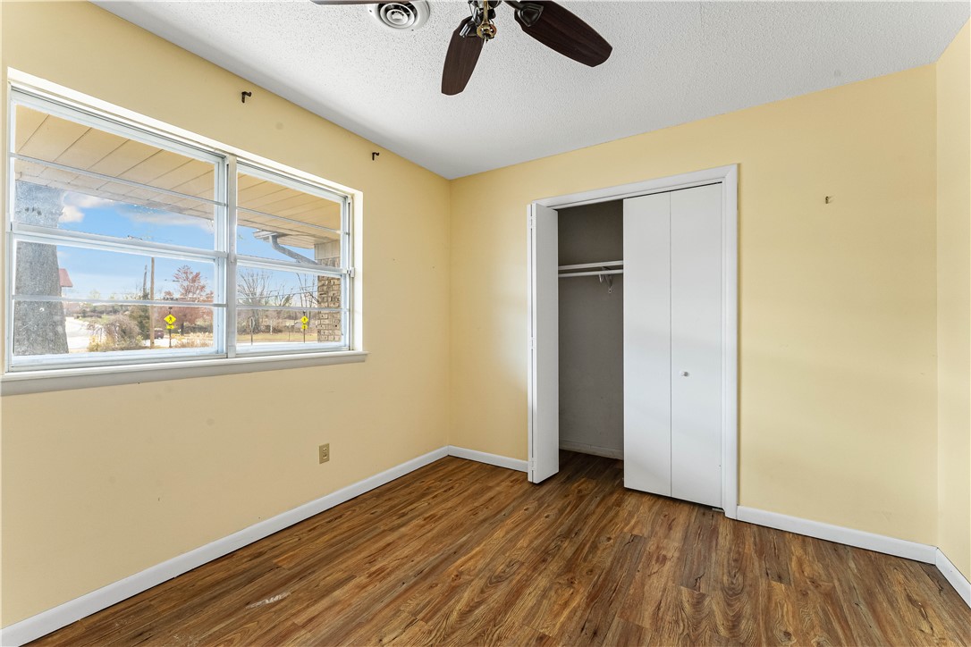 Rolling Hills Sub Bentonville - Residential